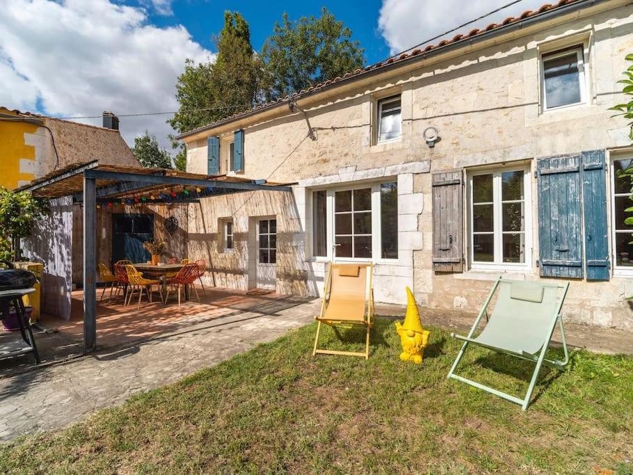 Le Grand Franc Gite Cosy Proche Tous Commerces 톤네이샤랑트 외부 사진